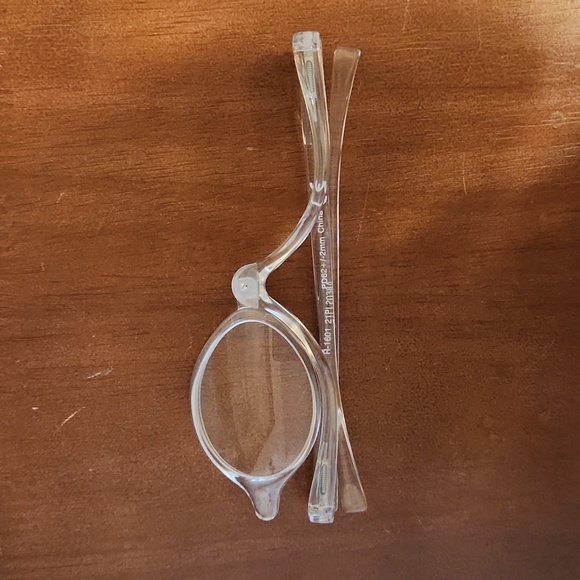 Bundle of 2 Pairs of Eyeguard Magnifying Makeup Glasses, +4.00 Strength, New - Picture 10 of 16